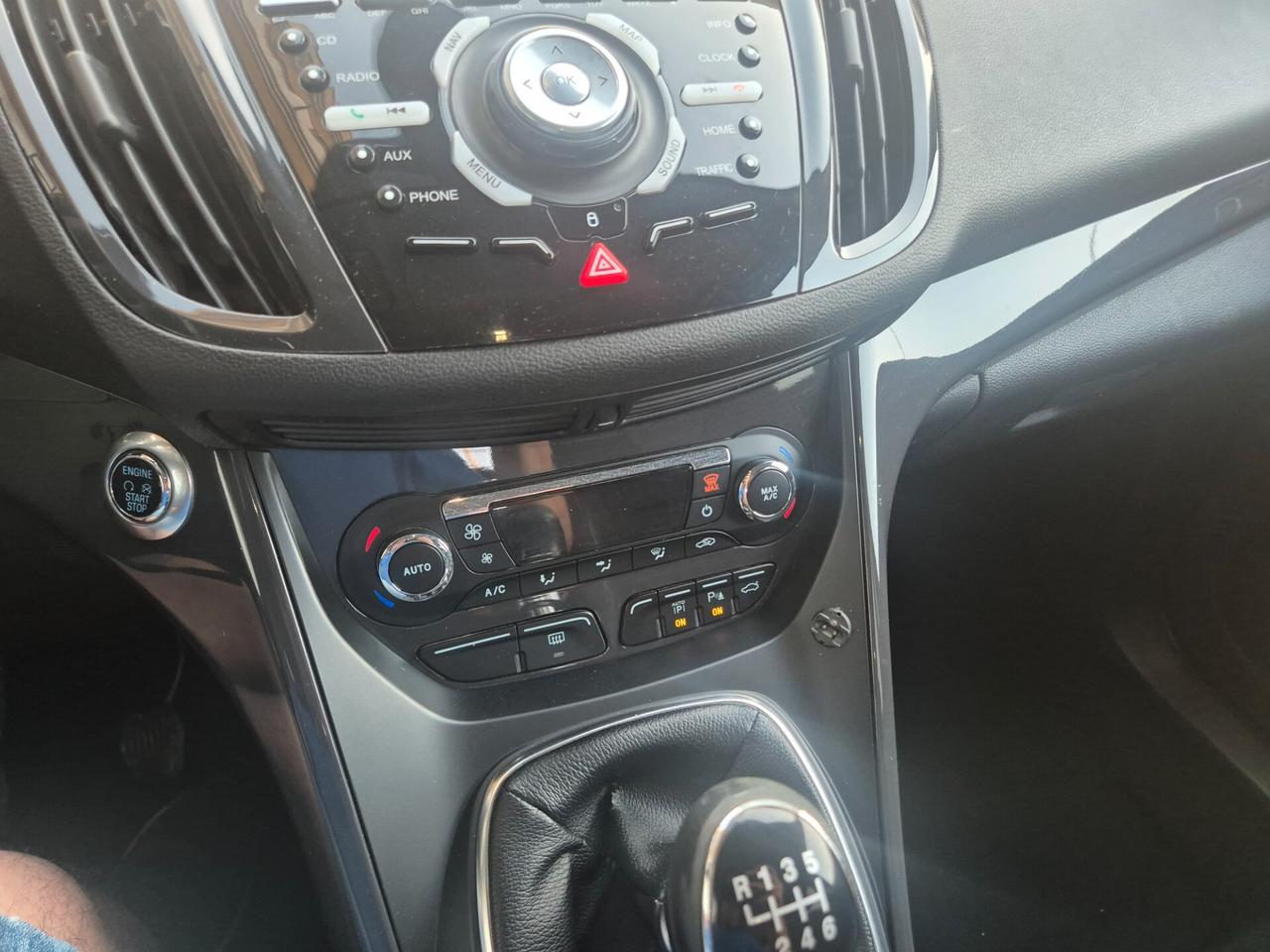 FORD KUGA ANNO 2014 2.0 TDCI 140 CV TITANIUM KM CERTIF