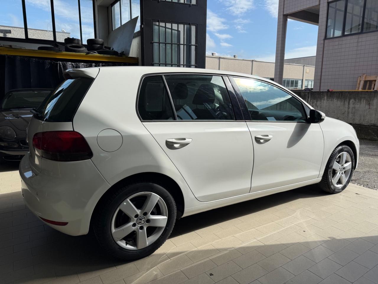 Volkswagen Golf 1.6 TDI DPF 5p. Trendline gancio traino