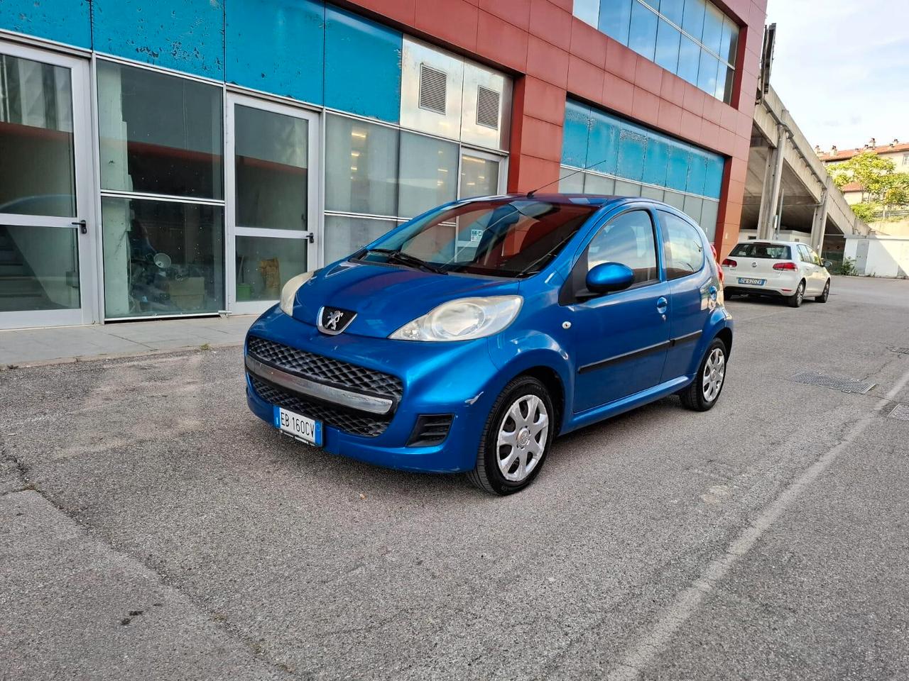 Peugeot 107 1.0 68CV 5p. Plaisir