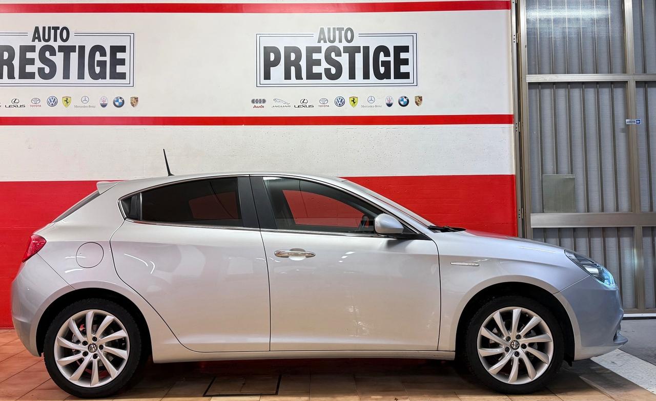 Alfa Romeo Giulietta 1.4 Turbo MultiAir TCT Distinctive