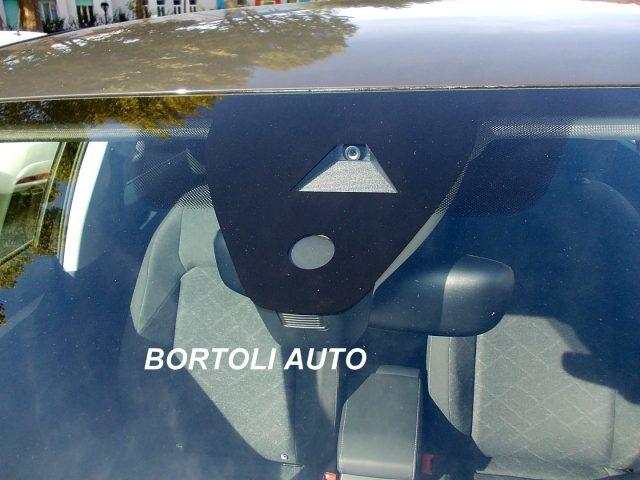 VOLKSWAGEN Golf 1.0 eTSI 14.000 KM EVO DSG LIFE AUTOMATICA