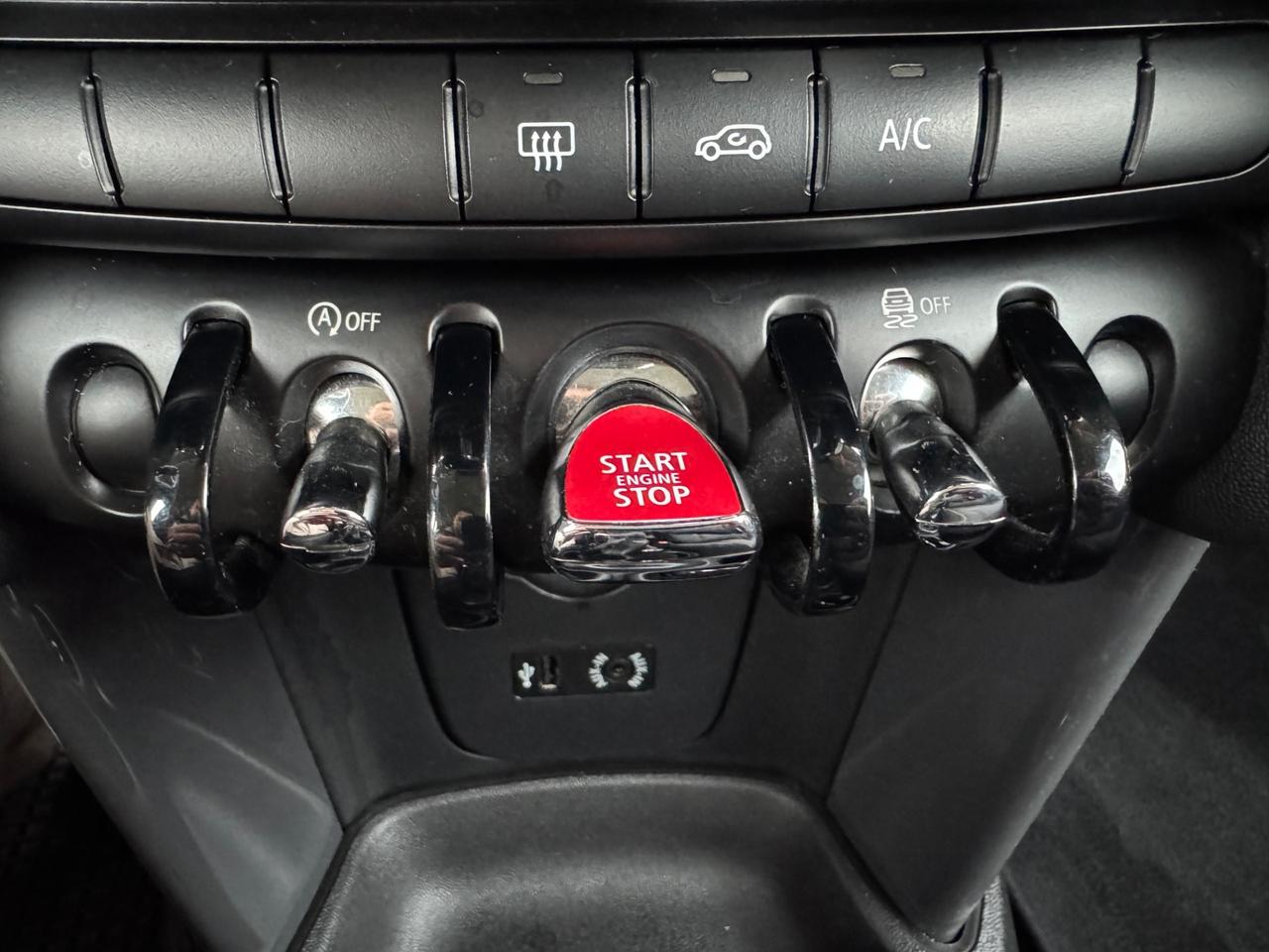 Mini 1.5 Cooper D 116 Cv 5 porte Neopatentati