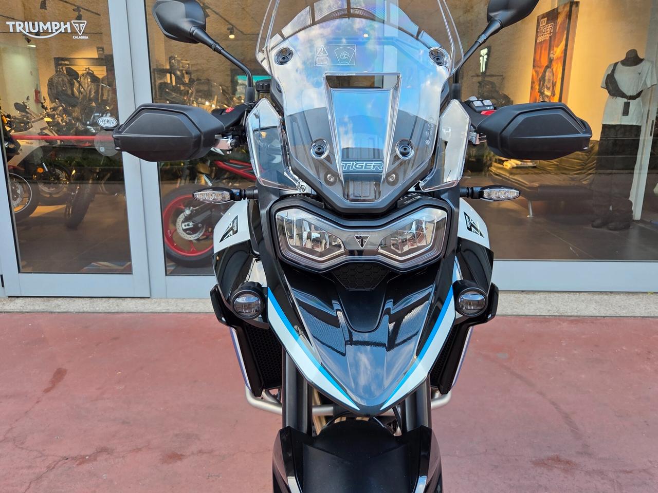 Triumph Tiger 900 Alpine Limited Edition