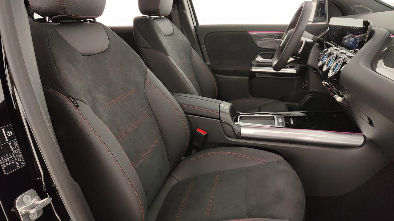 Mercedes-Benz GLA 200 d automatic