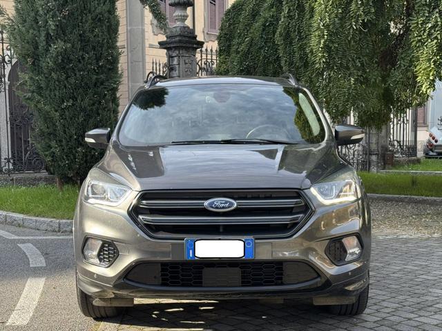 FORD Kuga 1.5 TDCI 120 CV S&S 2WD ST-Line