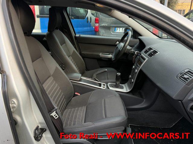 VOLVO V50 2.0 D 163 CV Kinetic