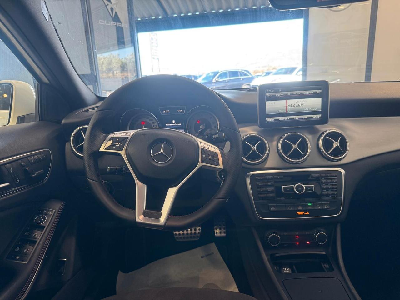 Mercedes-benz GLA 200 d Sport TETTO - 2017
