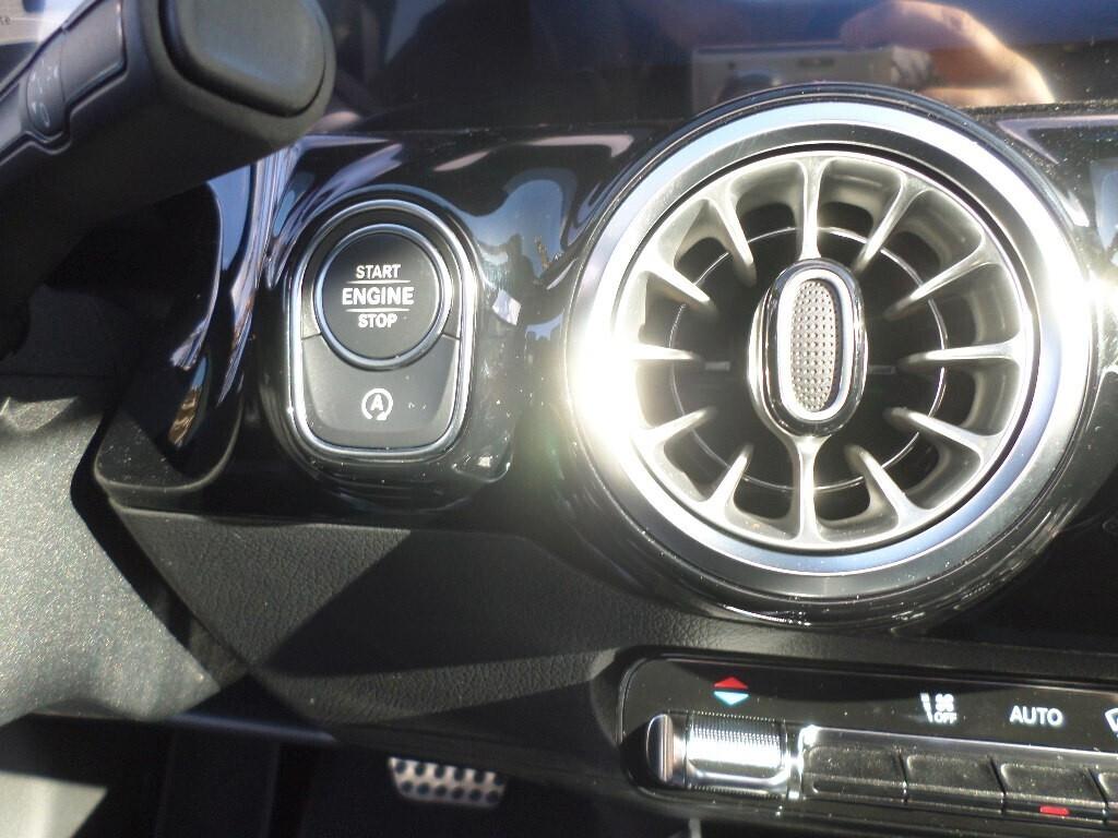 Mercedes-benz GLA 200 d Automatic 4Matic AMG Line Advanced Plus