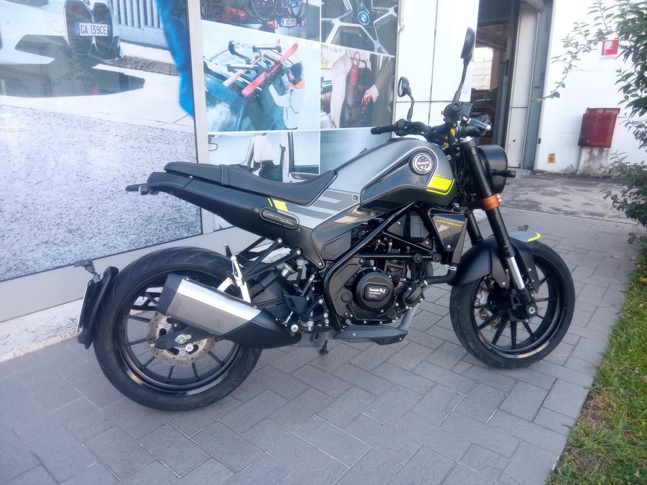 Benelli Leoncino 250 Abs