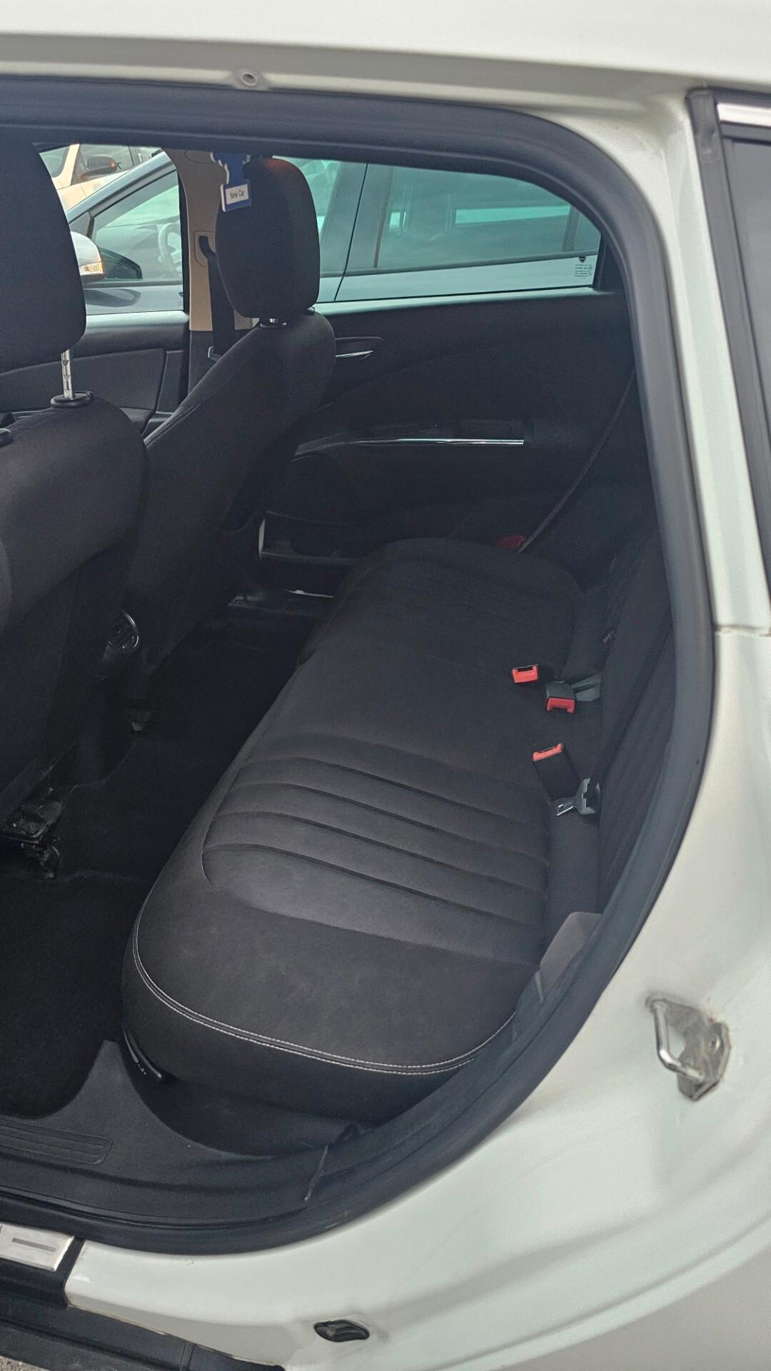 Lancia Delta 1.4 T-Jet 120 CV Silver Ecochic GPL