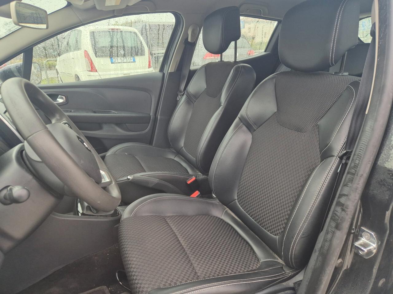 Renault Clio 1.2 benz "55MILA KM"