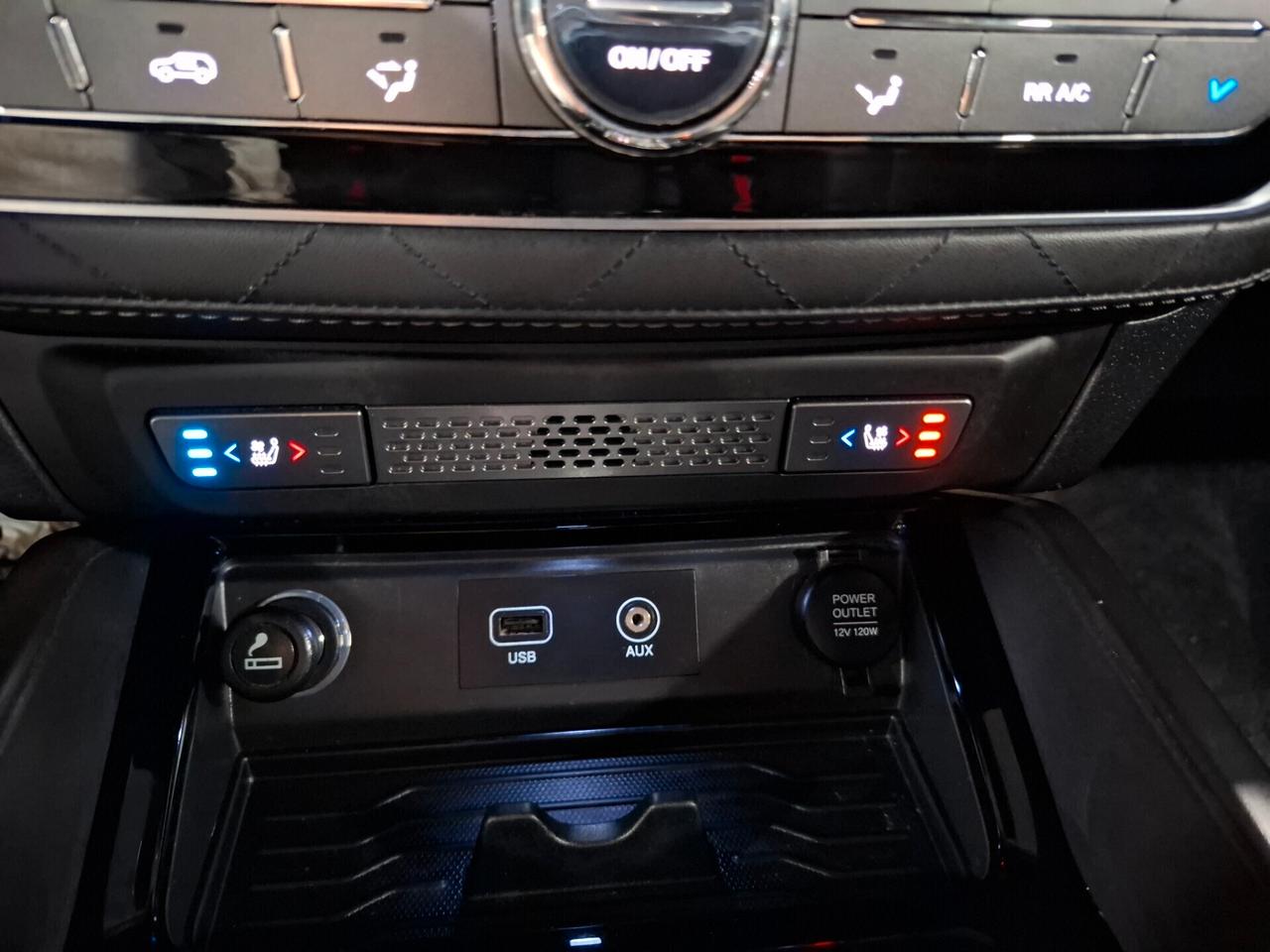 Ssangyong REXTON 2.2 4WD 7 posti