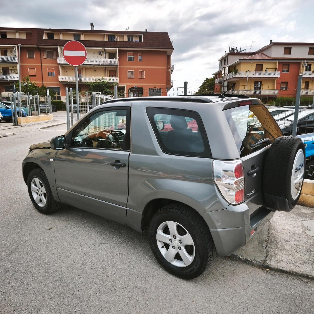 Suzuki Grand Vitara 1.6 16V 3 porte GPL 2034