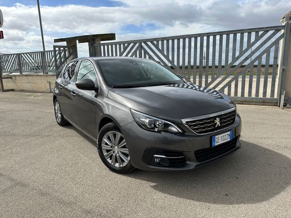 Peugeot 308 1.2 Puretech Turbo 130 Allure-navigatore-retrocamera