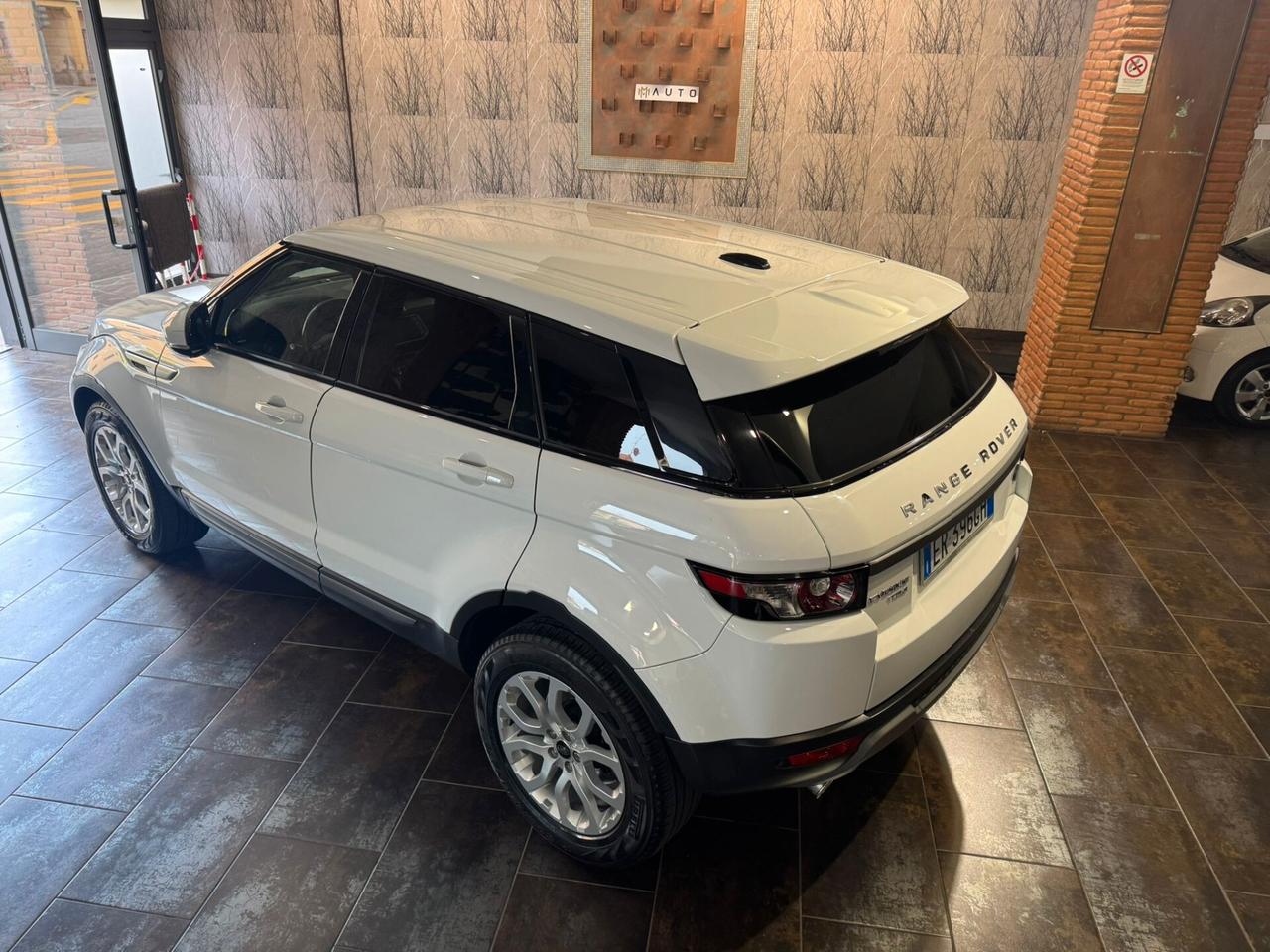 Land Rover Range Evoque 2.2 TD4 5p. Prestige