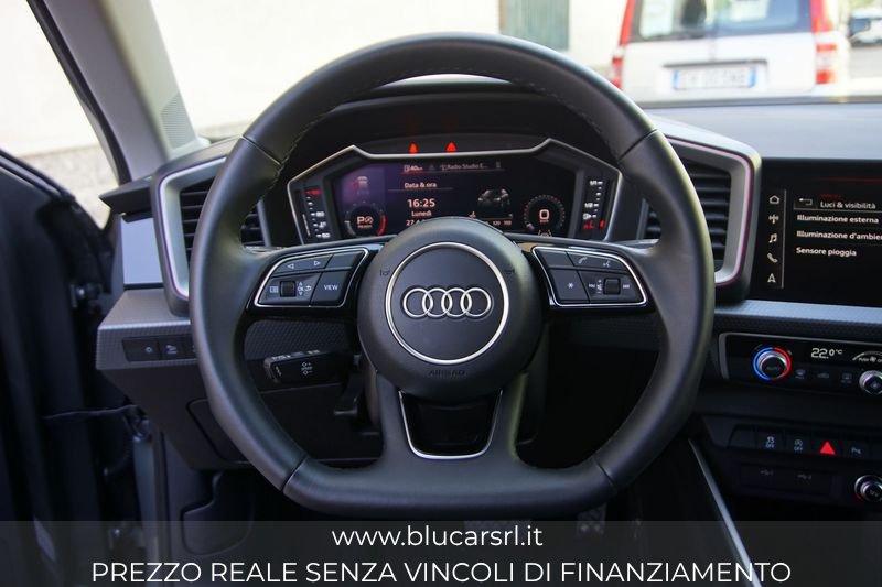 Audi A1 A1 Sportback 30 1.0 tfsi S Line 116cv s-tronic