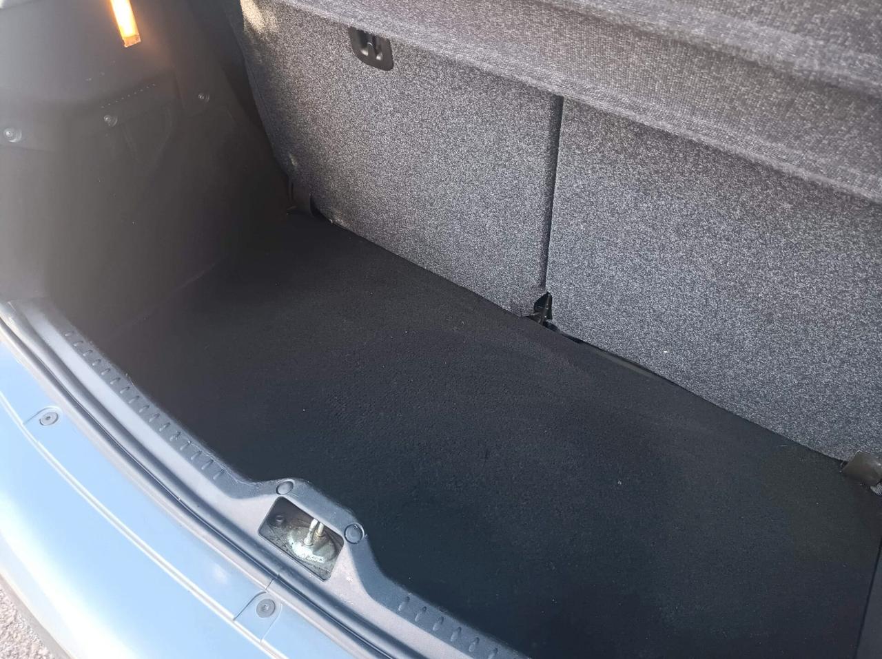 Lancia Ypsilon 1.2 Argento