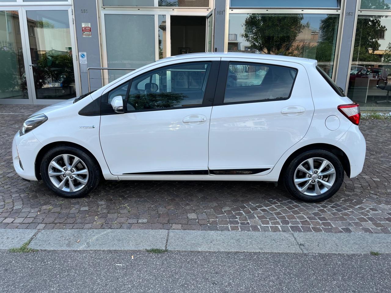Toyota Yaris 1.5 Hybrid 5 porte Active