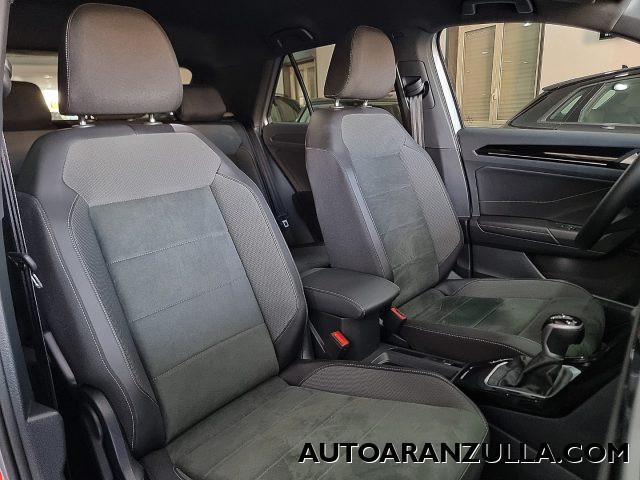 VOLKSWAGEN T-Roc NEW 2.0 R-Line TDI 150CV DSG Navi - Fari IQ Led