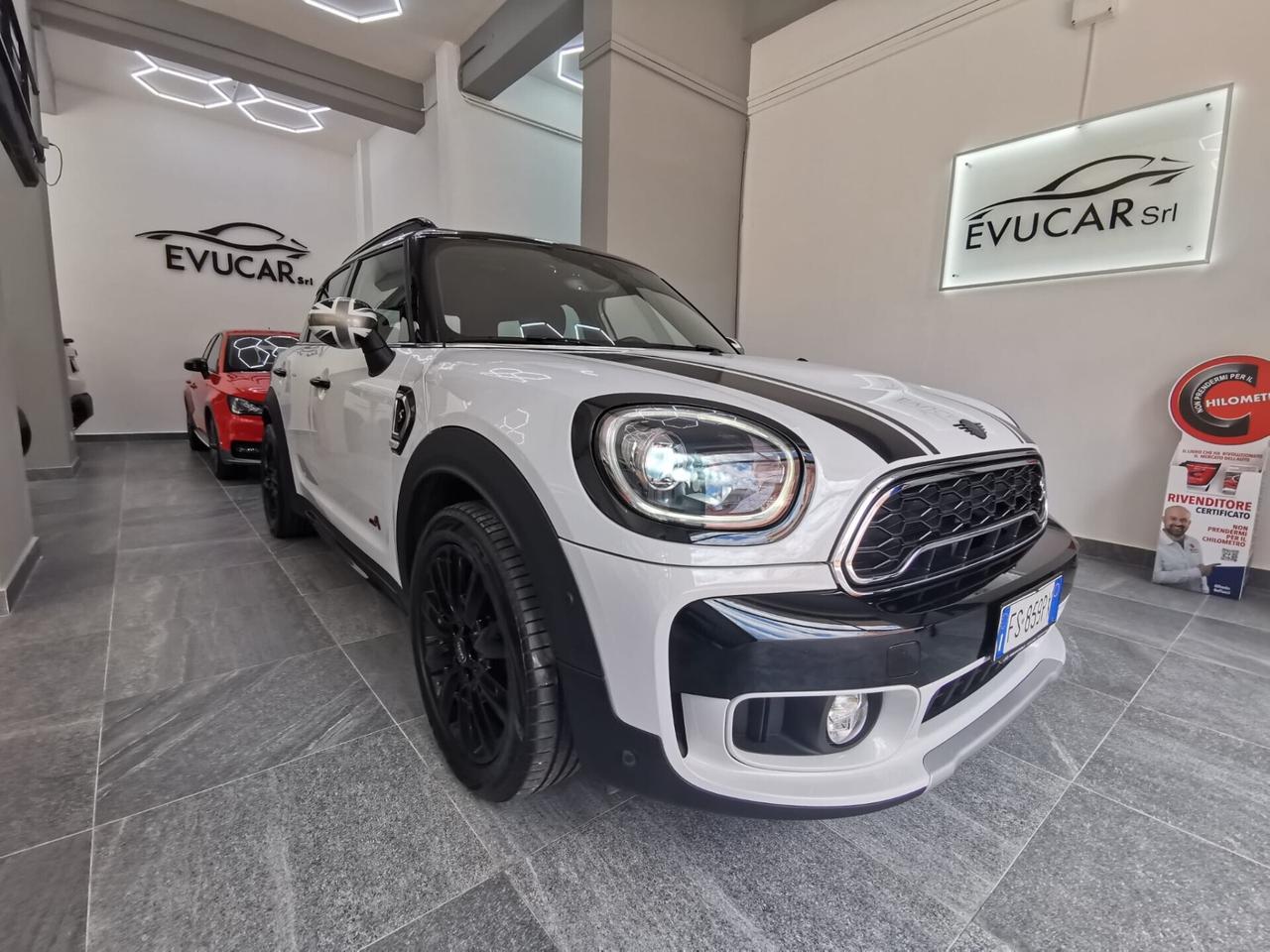 MINI 2.0 Cooper SD Countryman ALL4 Automatica