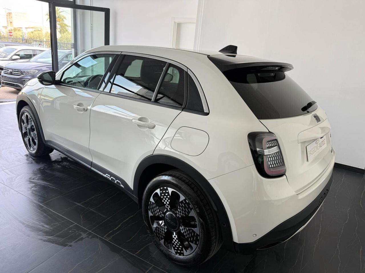 Fiat 600 Hybrid 100 CV DCT MHEV La Prima