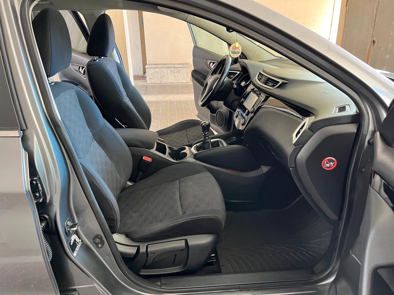 Nissan Qashqai 1.5 dCi N-Connecta
