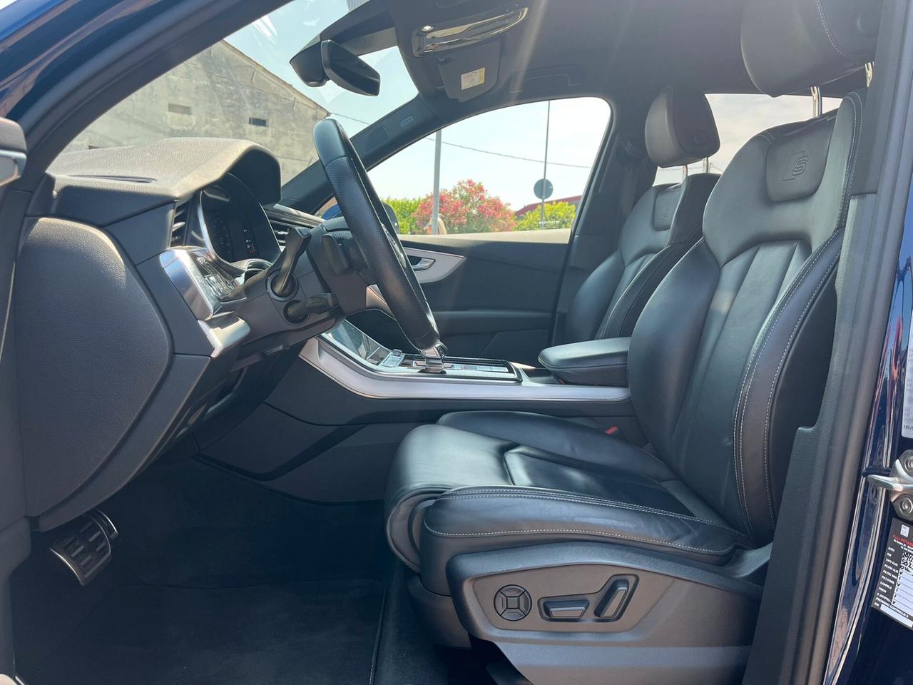Audi Q7 50 TDI quattro tiptronic SPORT