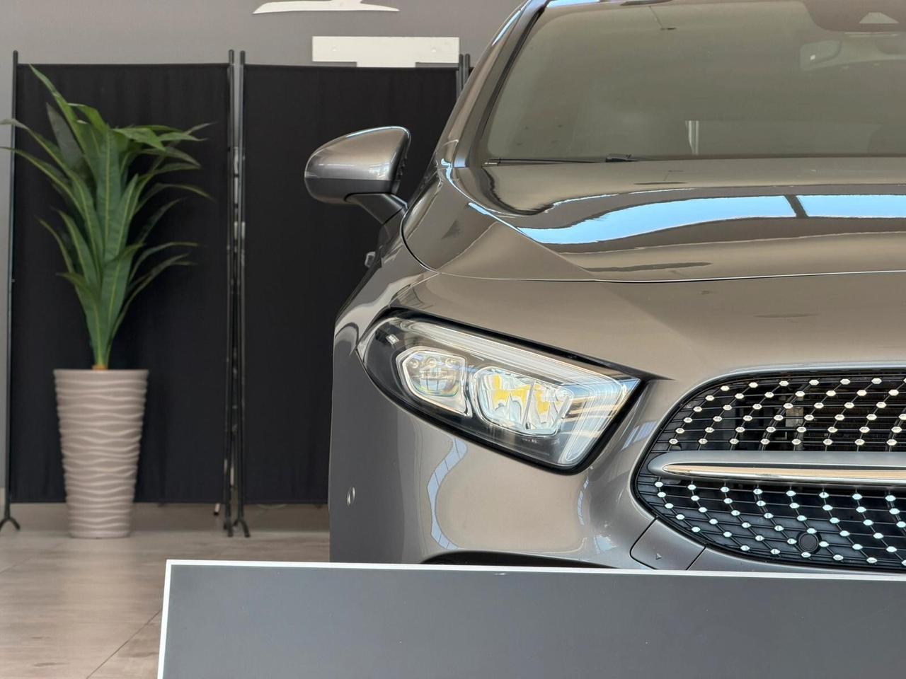 Mercedes-benz A 200 d Premium