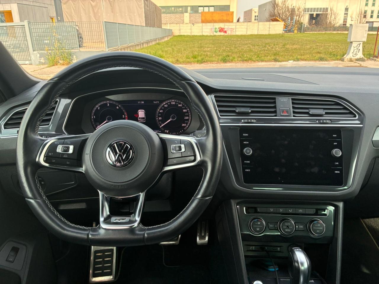 Tiguan 2.0 TDI SCR DSG 4MOTION Advanced BMT R-line