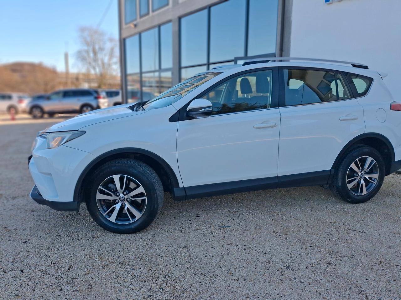 Toyota RAV 4 RAV4 2.0 D-4D 2WD Style