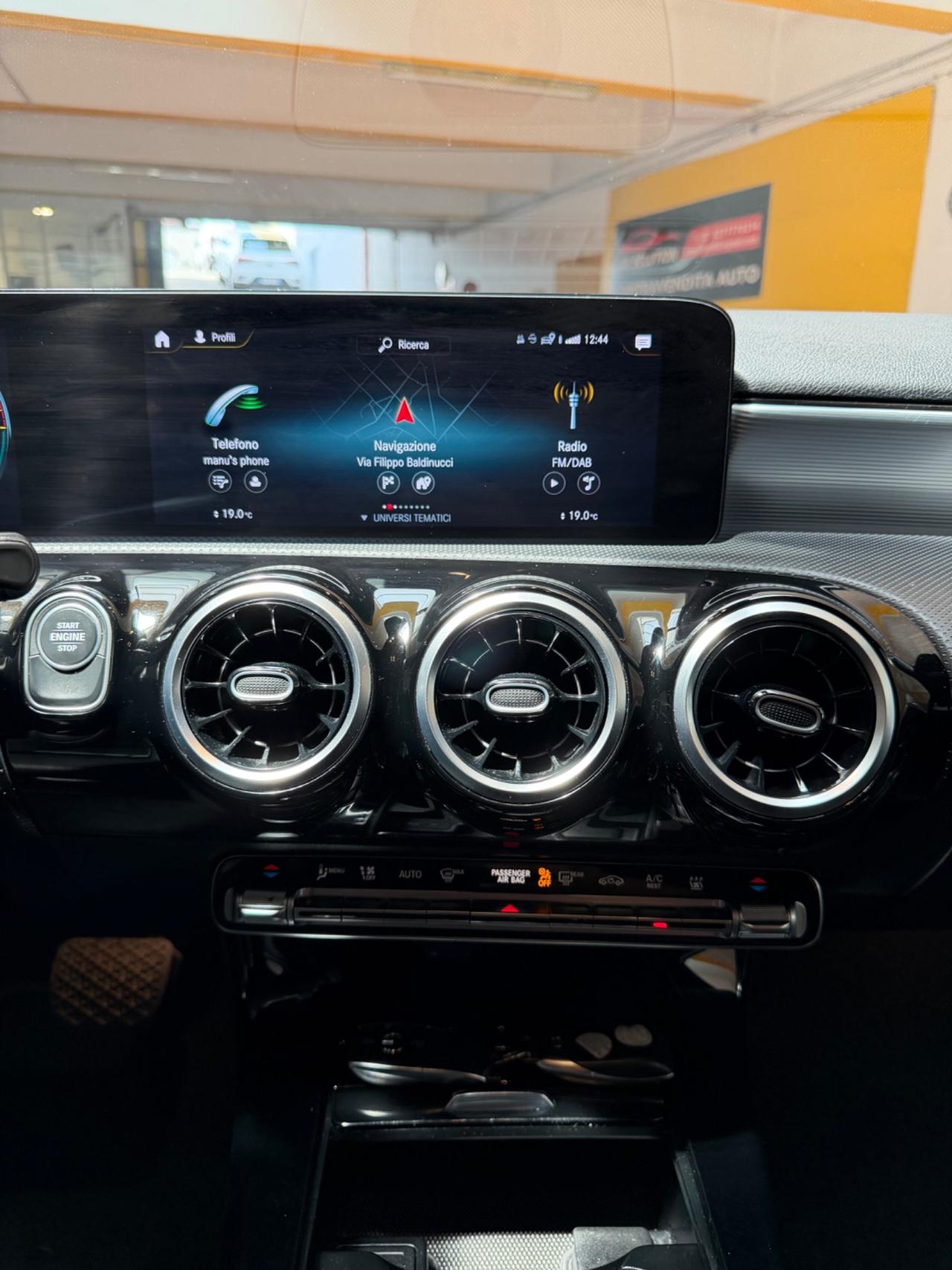 Mercedes-benz A 250e PLUG-IN Sport