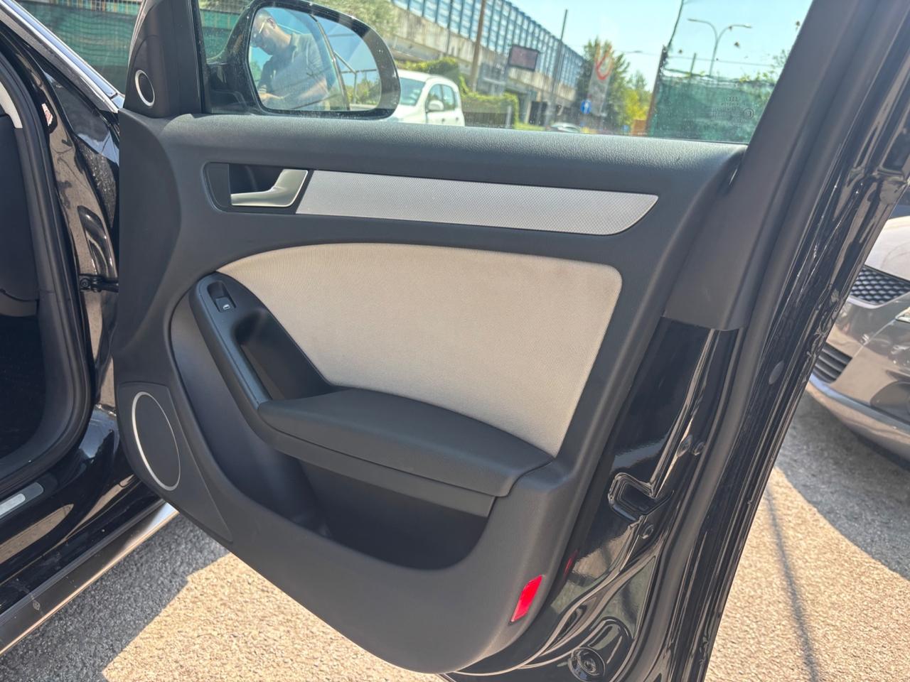 Audi A4 allroad 2.0 TDI gancio traino Advanced