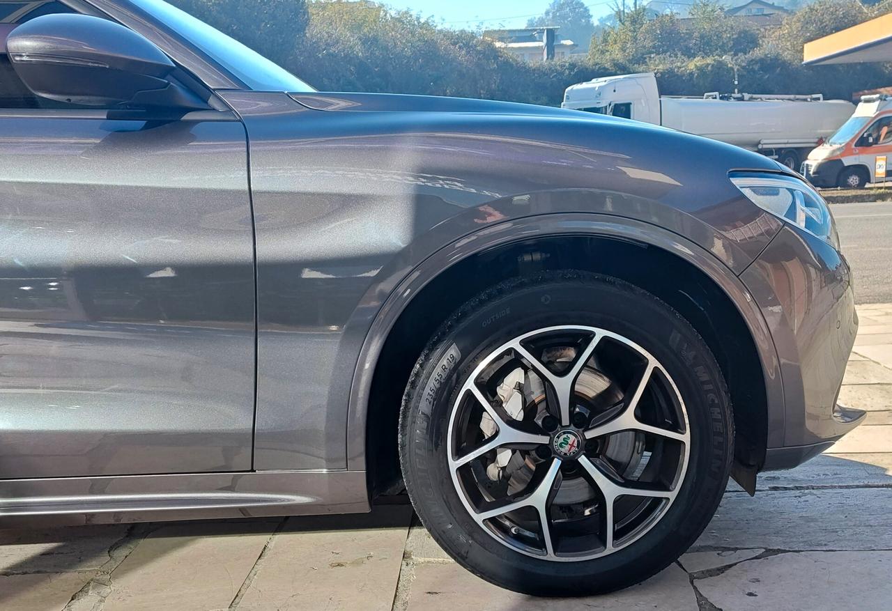 ALFA ROMEO STELVIO 2.2 T.DIES. 210 CV AT8 Q4 EXECUTIVE