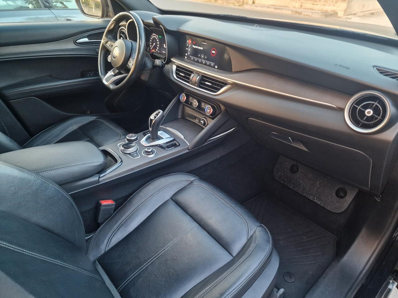 Alfa Romeo Stelvio 2.2 Turbodiesel 210 CV AT8 Q4 Ti