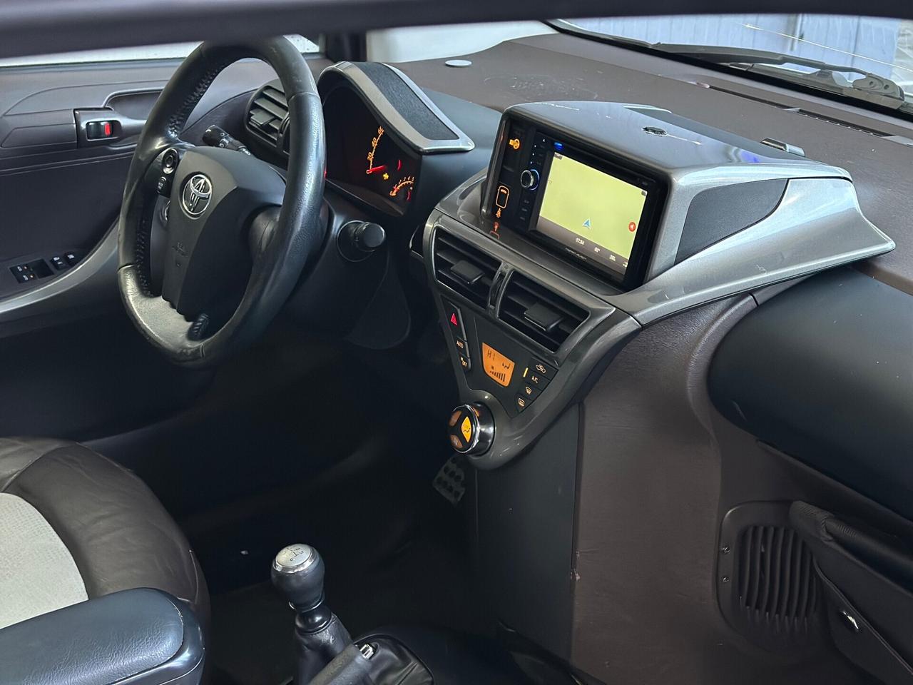 Toyota iQ 1.4 Diesel 90 Cv