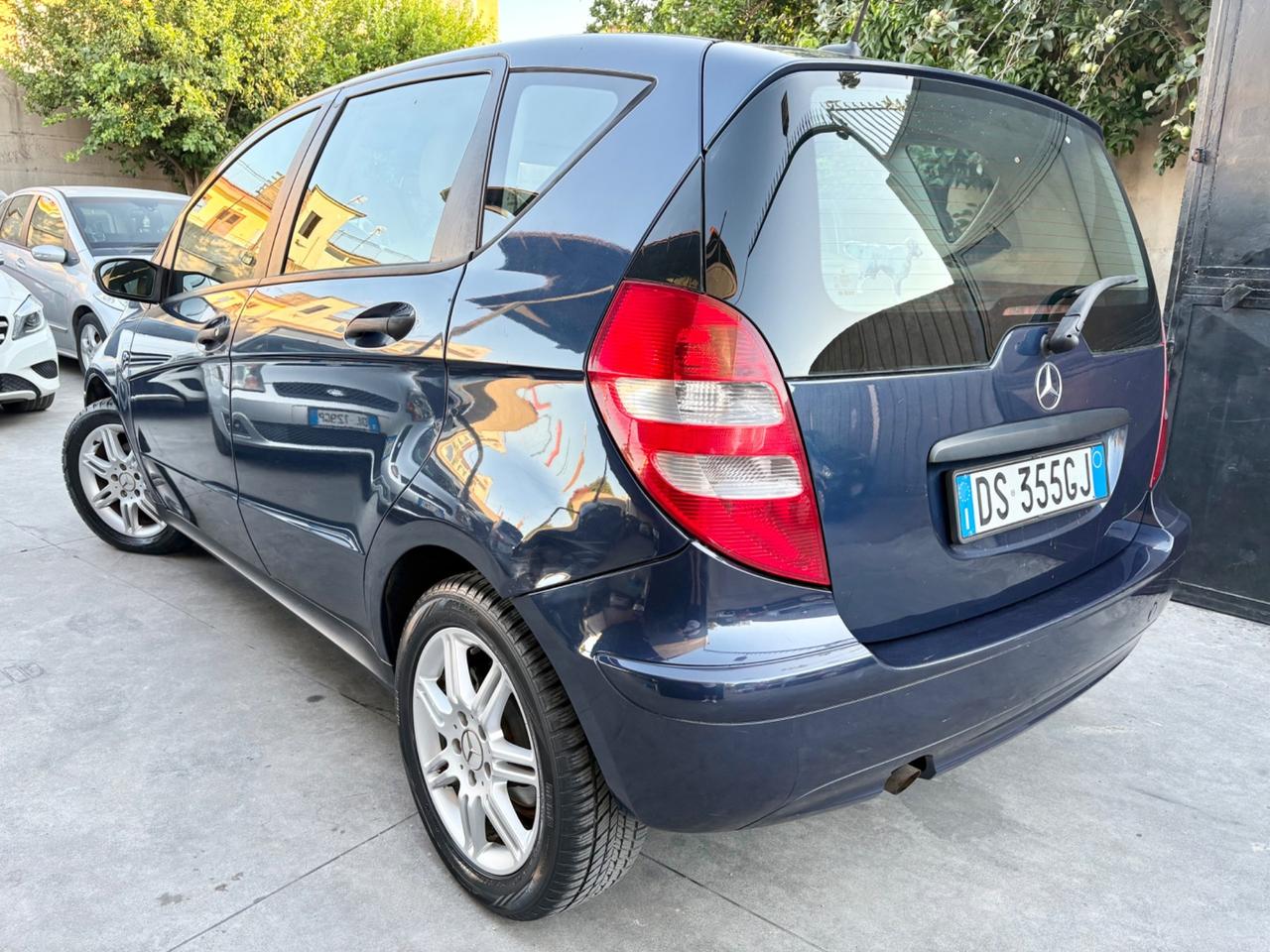 Mercedes-benz A 150 1.5 benzina 122000km