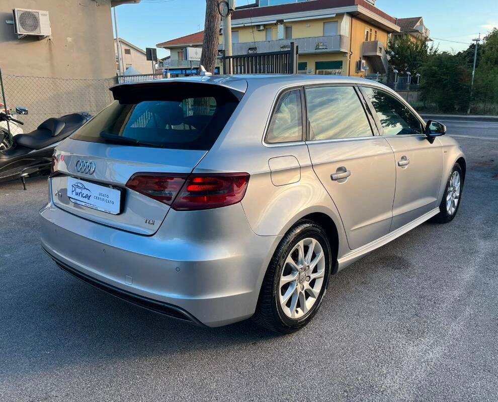Audi A3 1.6 tdi Business 110cv s-tronic E6