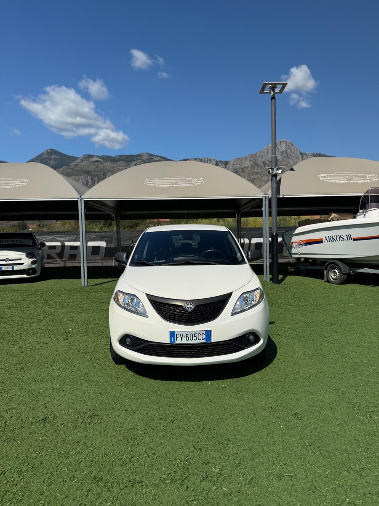 Lancia Ypsilon 1.2 69 CV 23Mila Km CERTIFICATI