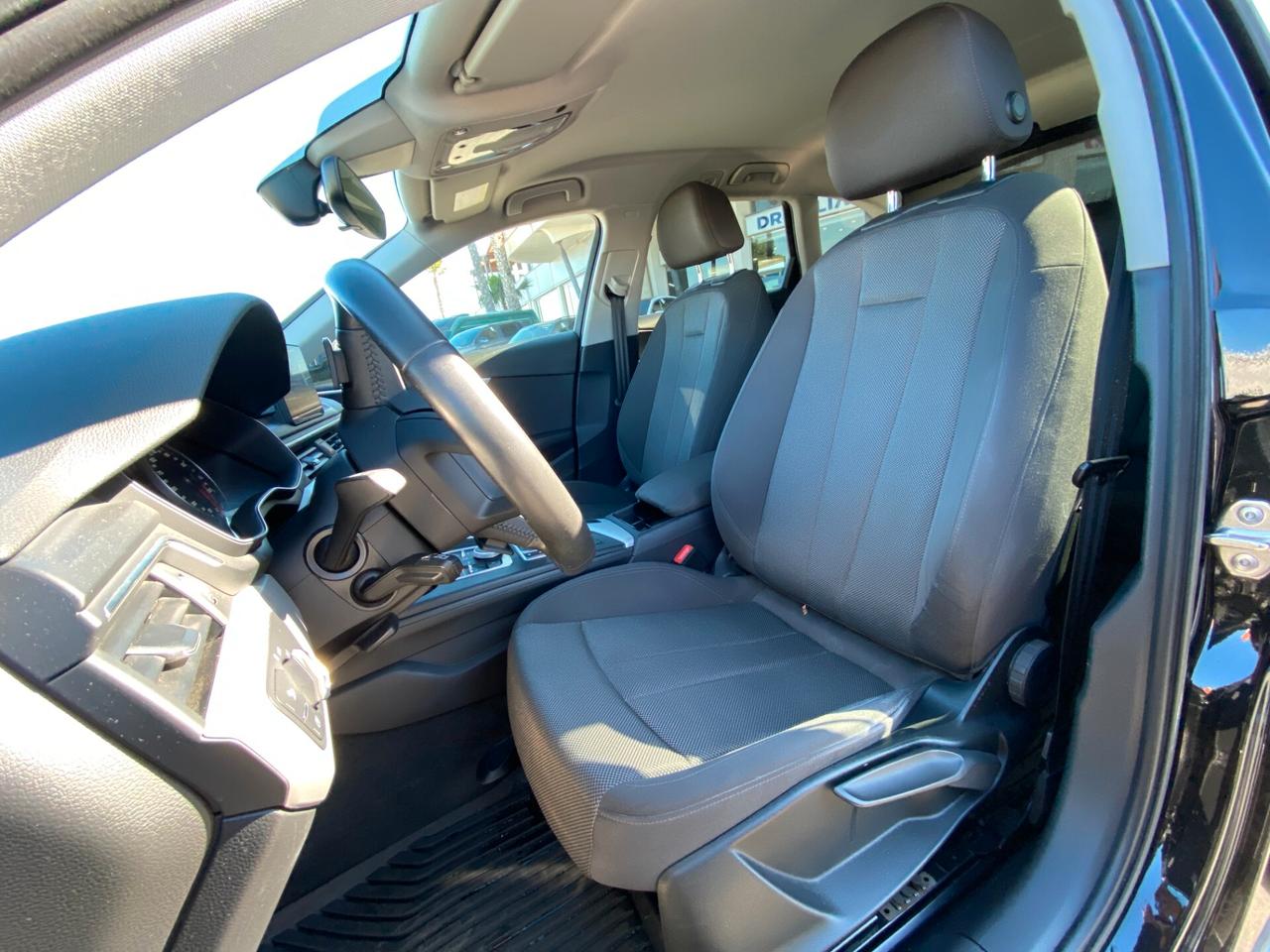 Audi A4 Avant 2.0 tdi S-Line 150cv s-tronic