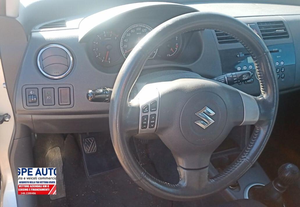 Suzuki SWIFT 1.3 4x4 5 porte