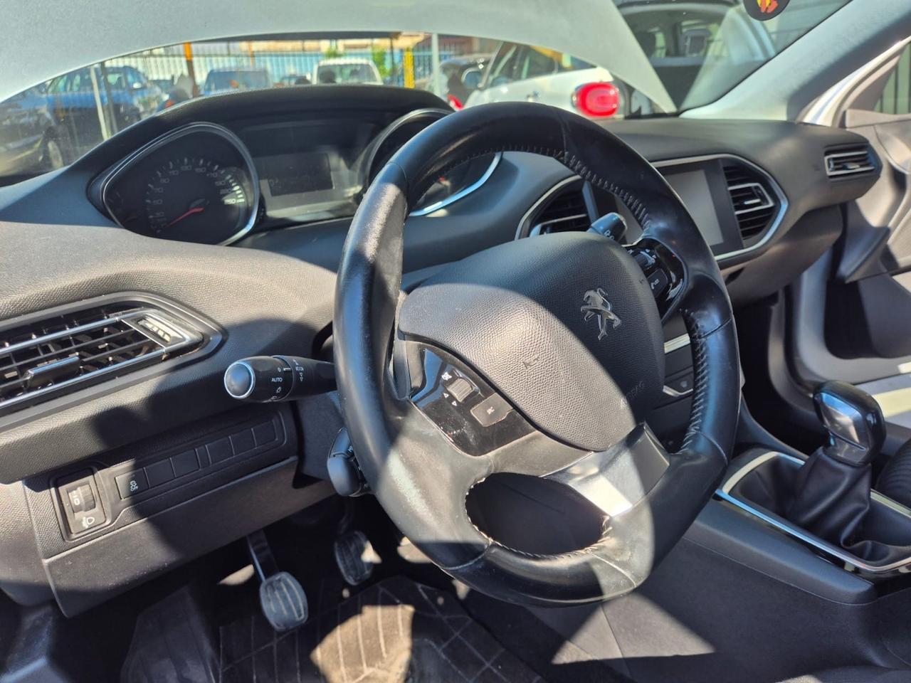 Peugeot 308 1.6 HDi 92 CV SW Active
