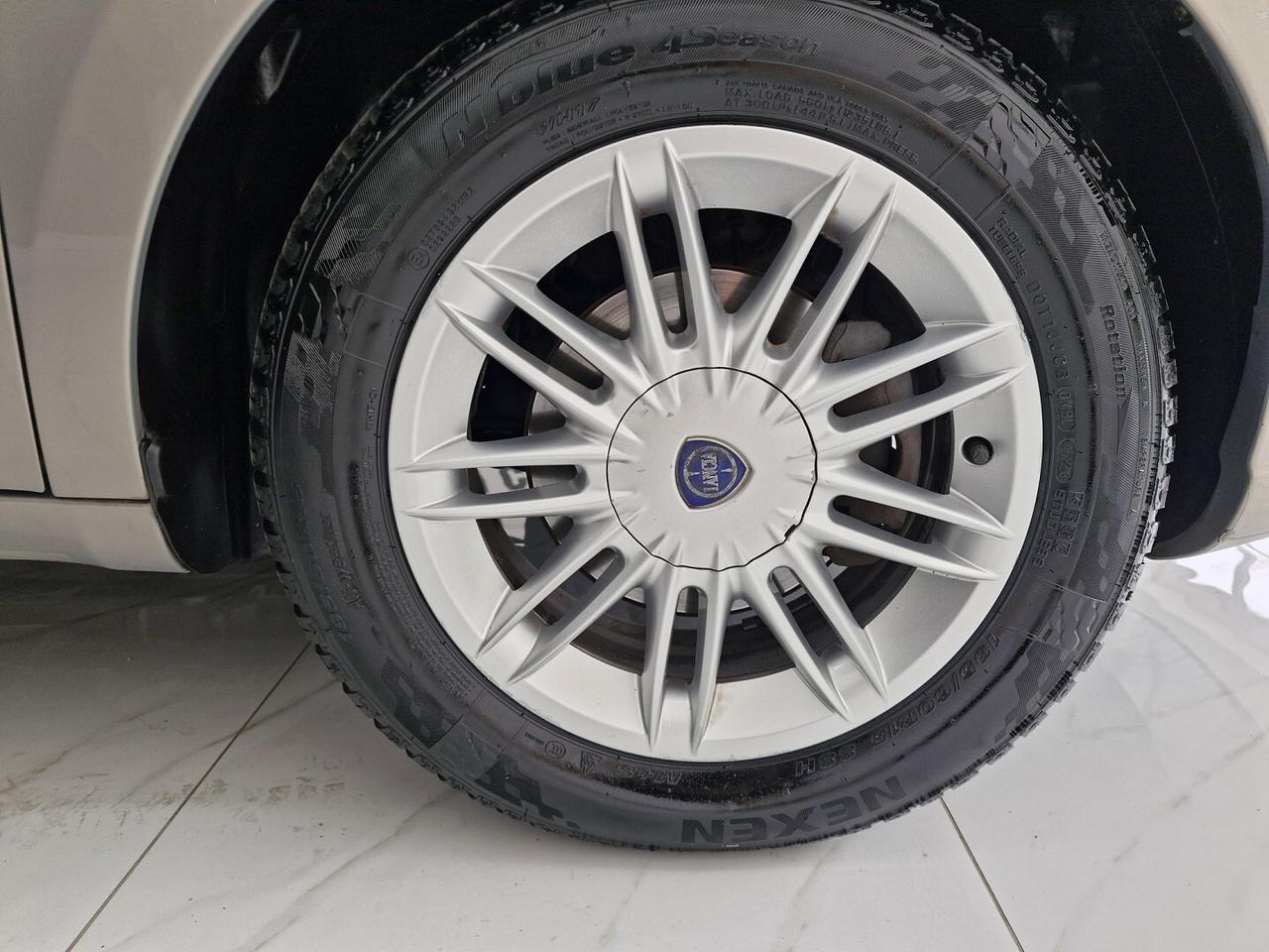 LANCIA MUSA 1.4 BENZINA 16V 95CV DIVA ANNO 2011
