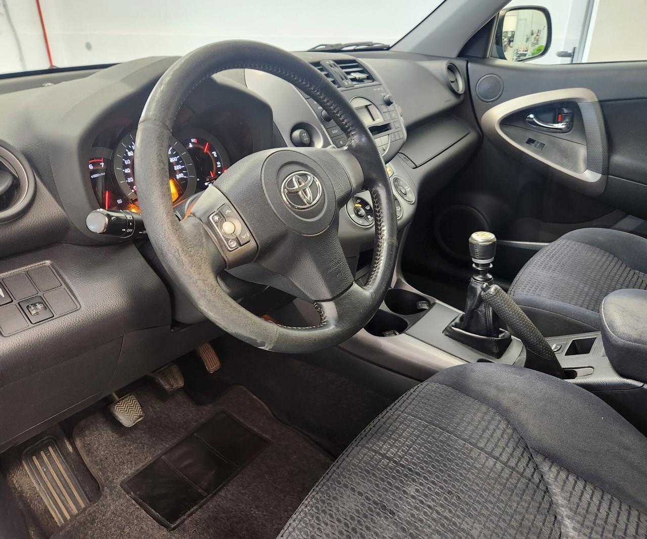 Toyota RAV 4 RAV4 Crossover 2.2 D-4D 136 CV Sol