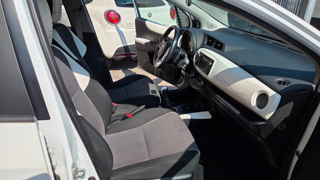 Toyota Yaris 1.3 5 porte Trend unico proprietario