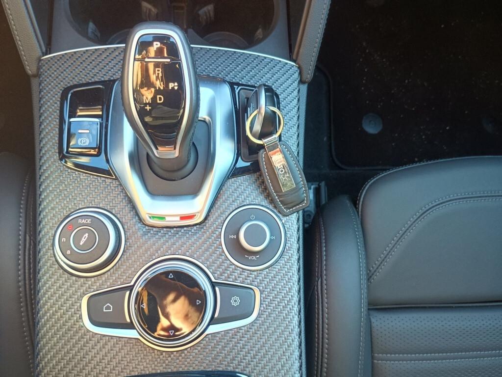 Alfa Romeo Stelvio 2.9 Bi-Turbo V6 520 CV AT8 Q4 Quadrifoglio