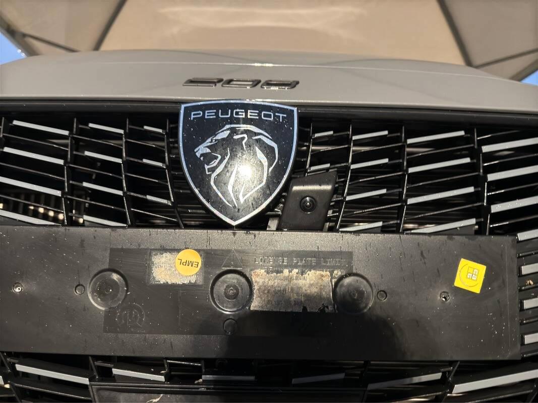 Peugeot 208 1.2 puretech Allure 100cv Con Telecamera a 360°