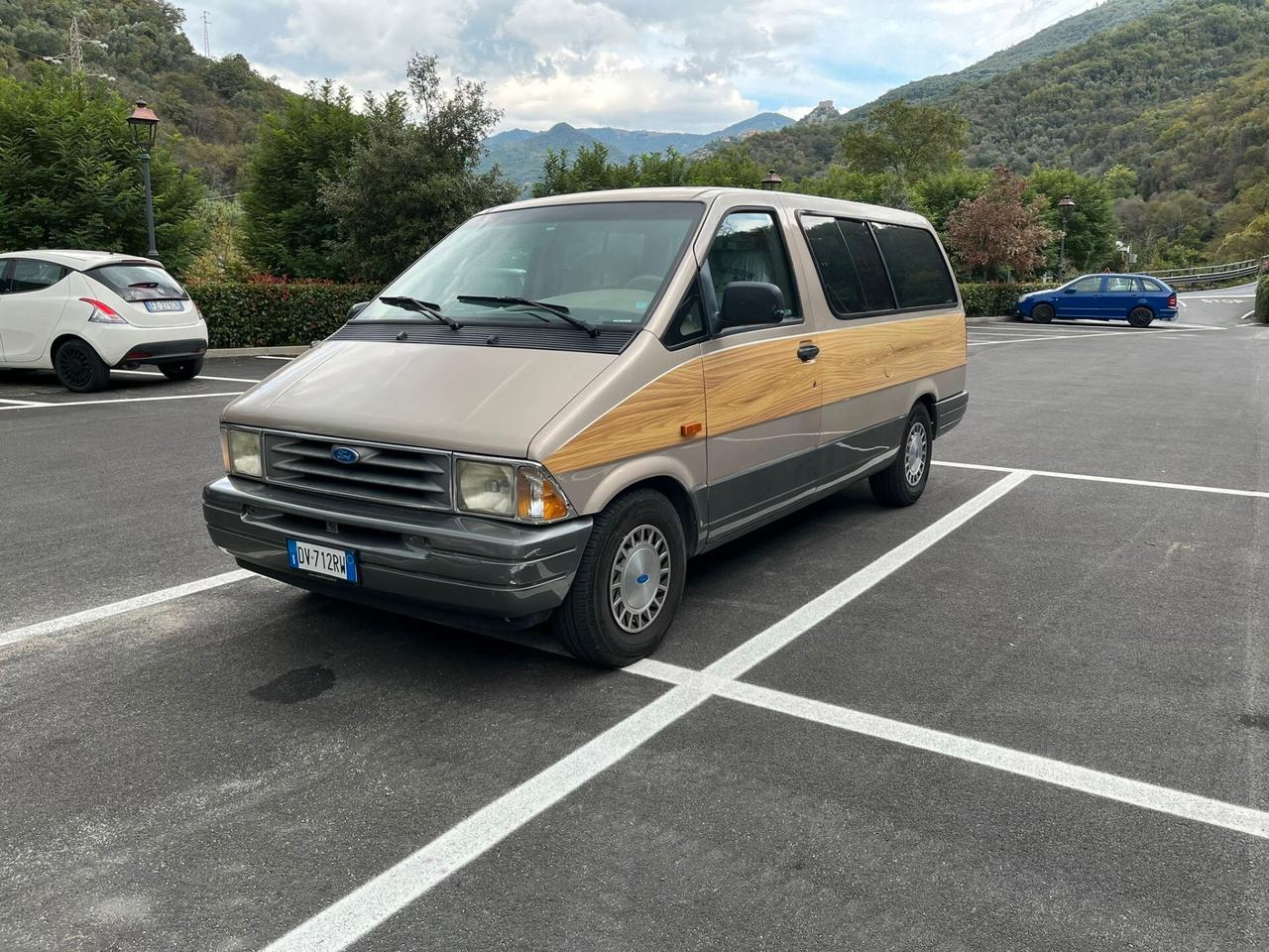 Ford Galaxy 2.0i cat Ghia