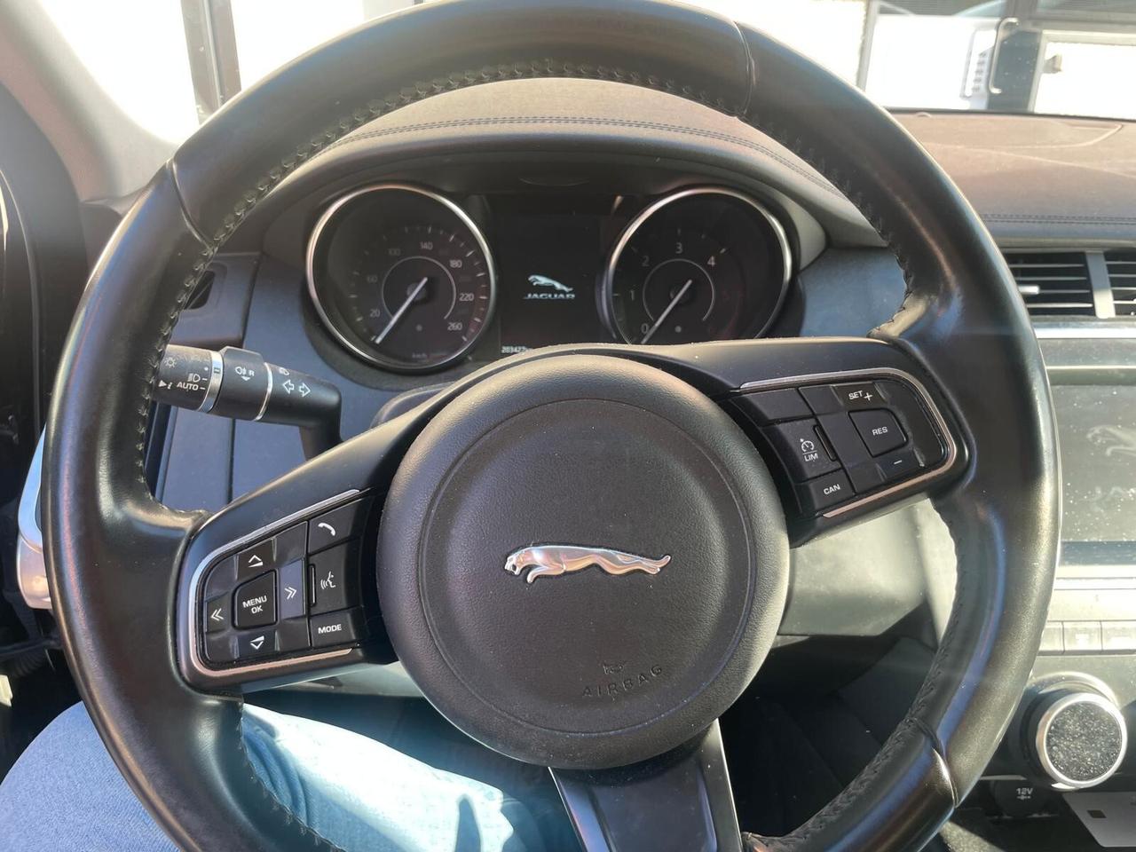 Jaguar E-Pace 2.0D 150 CV AWD R-Dynamic