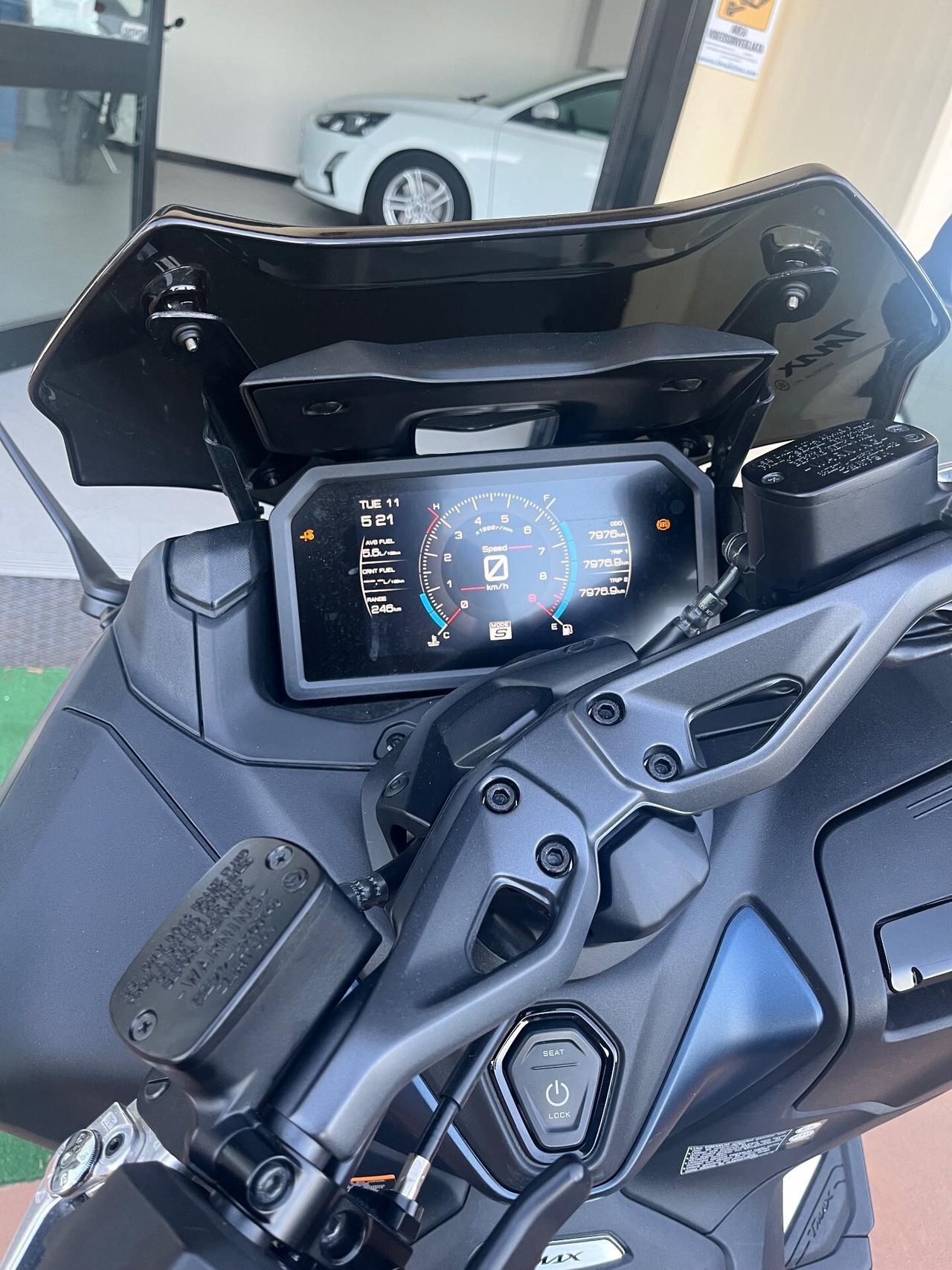 Yamaha TMAX 560