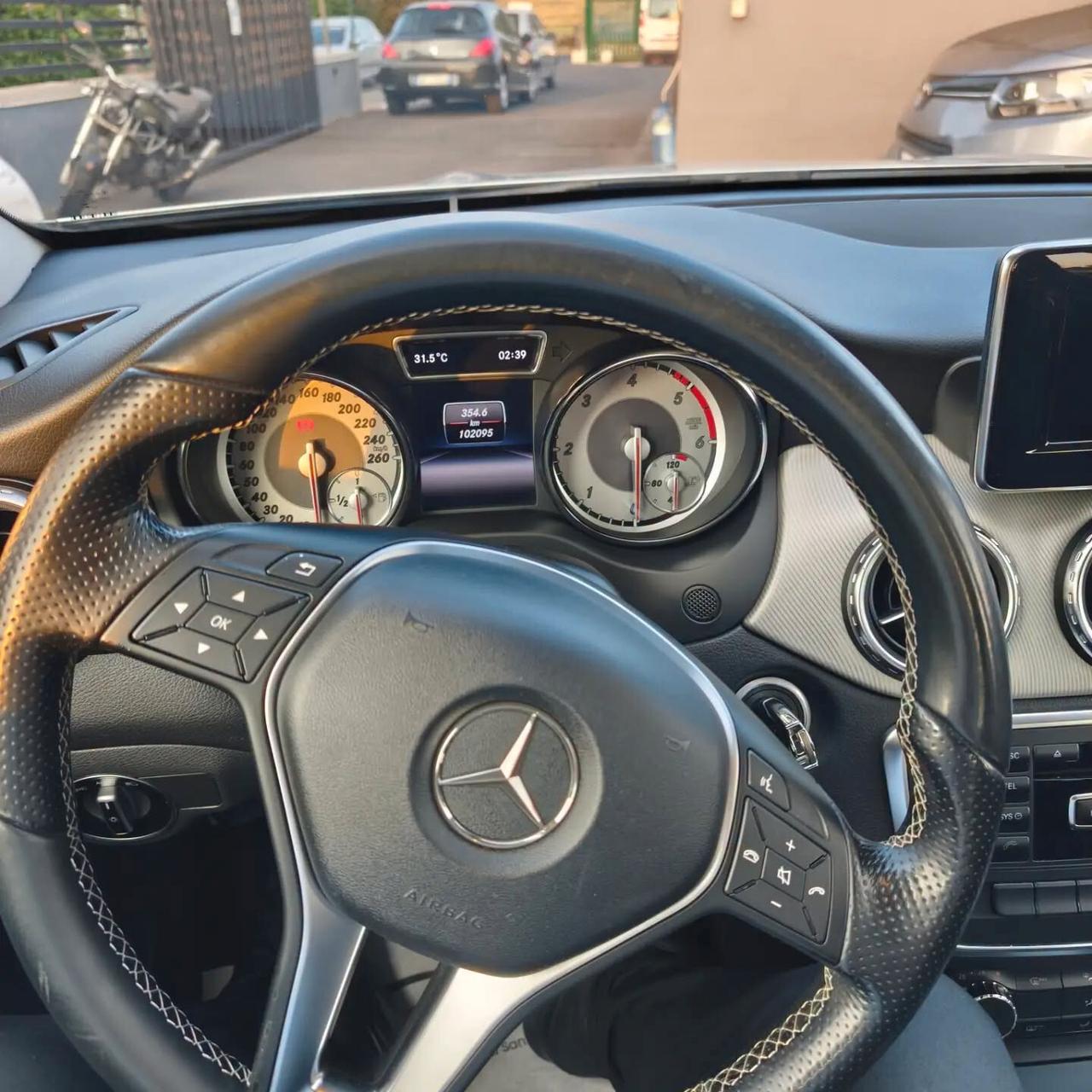 Mercedes-benz GLA 200 CDI Sport SOLI102MILA KM
